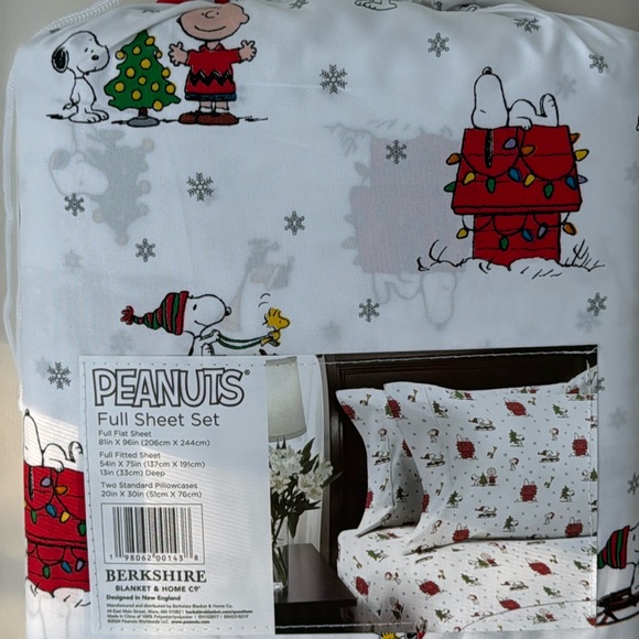 NEW Peanuts Snoopy Christmas Holiday Snoopy Santa Snowflakes Sheet FULL - Picture 8 of 11